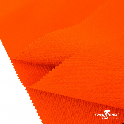 Ткань смесовая для спецодежды "Униформ" 17-1350, 200 гр/м2, шир.150 см, цвет люм.оранжевый - купить в Комсомольске-на-Амуре. Цена 138.73 руб.